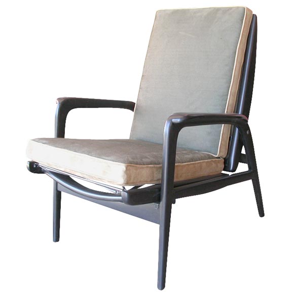 Pair Of Italian Lounge Chairs"Movimenti" attributed BBPR For Sale