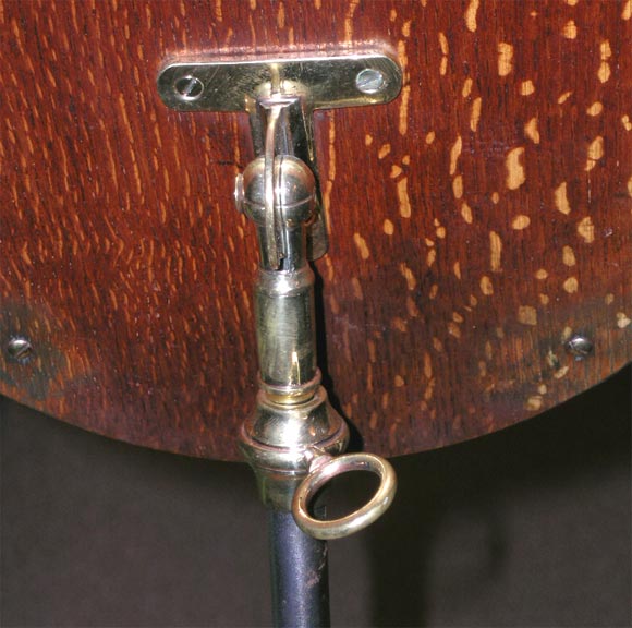 English Shaving Stand 1