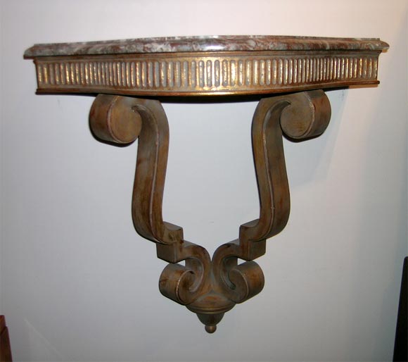 WONDERFUL ORNATE LEAFED WALL CONSOLE WITH A BEAUTIFUL MARBLE TOP