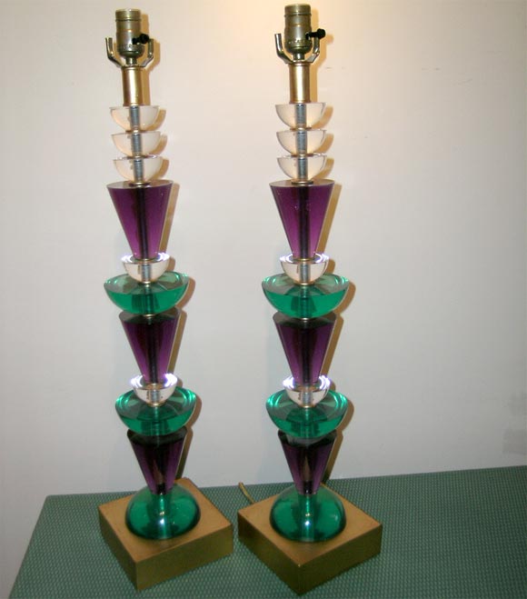 WONDERFUL PAIR OF WHIMSICAL LUCITE LAMPS IN THE  MEMPHIS STYLE.
