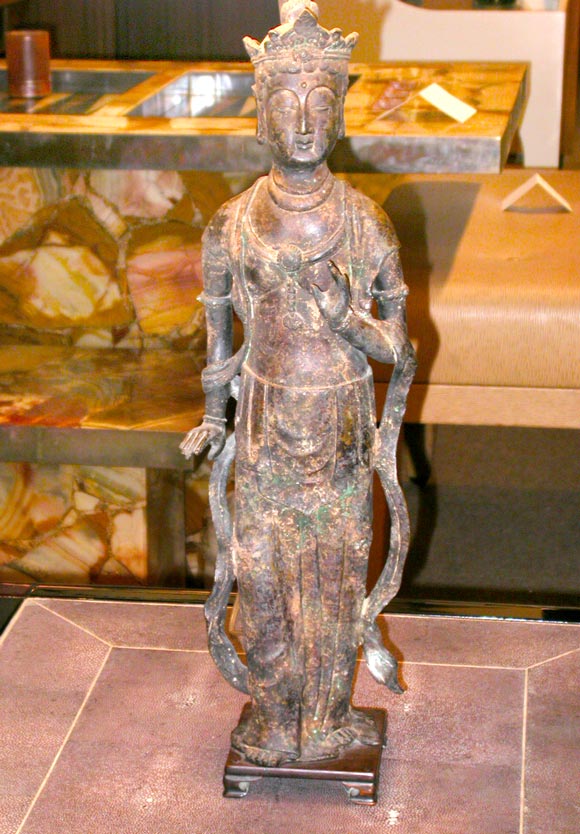 Table lamp with mounted bronze Indian figure