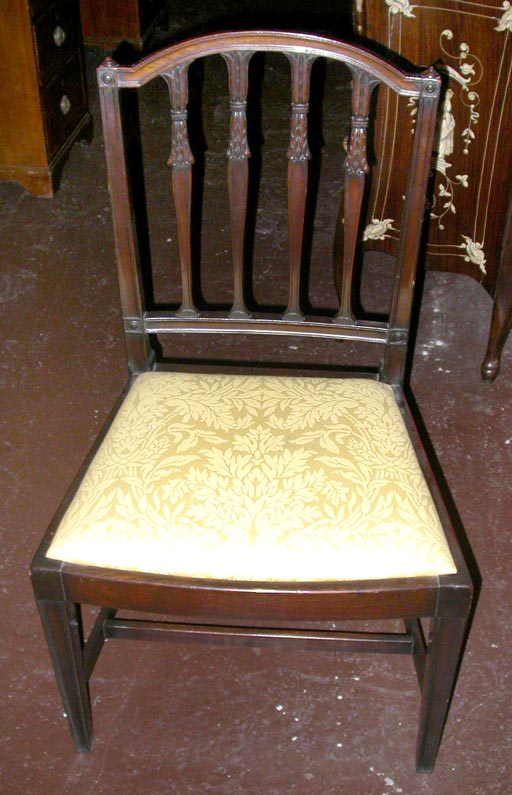 Set of 8 Hepplewhite Dining Chairs