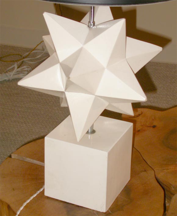 Paper Star-Form Lamp