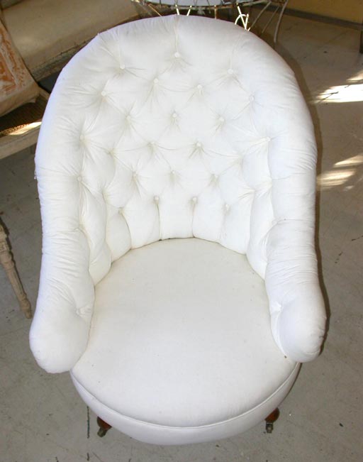 English Tufted Victorian Spoon Back Slipper Chair