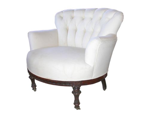 Tufted Victorian Upholstered Chair