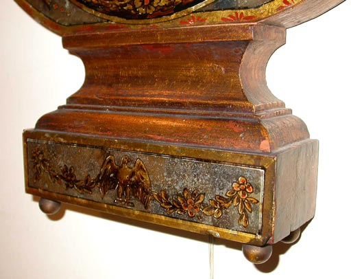 Lyre-form wall clock