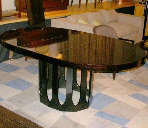 Elegant Dining Table by Harvey Probber