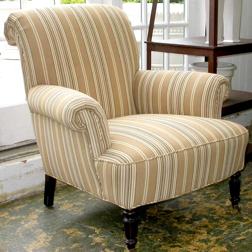 Columbia Turned Leg Club Chair For Sale at 1stDibs