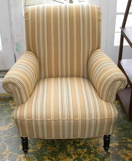Columbia Turned Leg Club Chair For Sale at 1stDibs