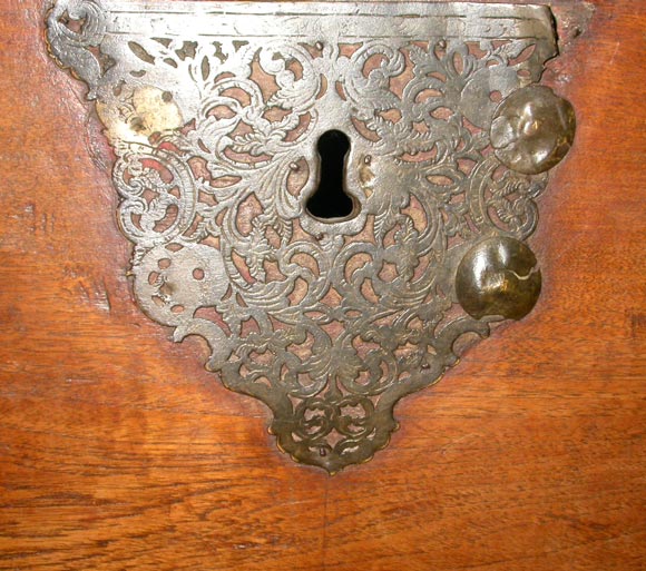 Indonesian dowry chest 2