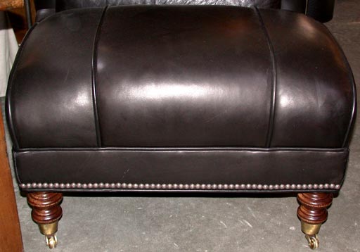 Contemporary Black Leather Bridgewater Club Chair For Sale