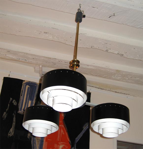 1950 Black and White Chandelier by Jules Leleu In Good Condition For Sale In Saint Ouen 93400, FR