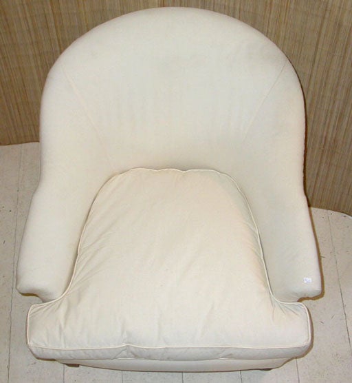 Pair Edwardian Spoon Back Chairs In Excellent Condition In Stamford, CT