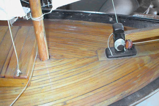 Stately Wooden Sail Boat Model In Good Condition In Wainscott, NY