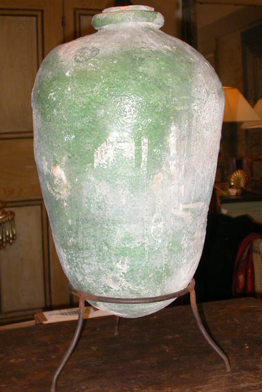 Pair of oil jars