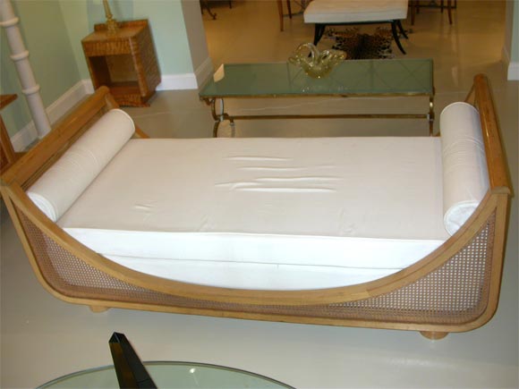 Jean Royere Daybed In Excellent Condition For Sale In San Francisco, CA