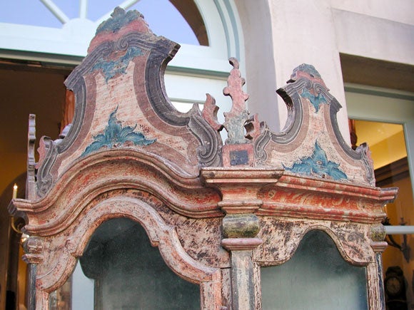 PORTUGUESE BAROQUE FAUX MARBLE PAINTED DISPLAY CABINET