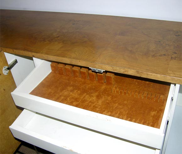 Mod Floating Server by Milo Baughman for Thayer Coggin 4