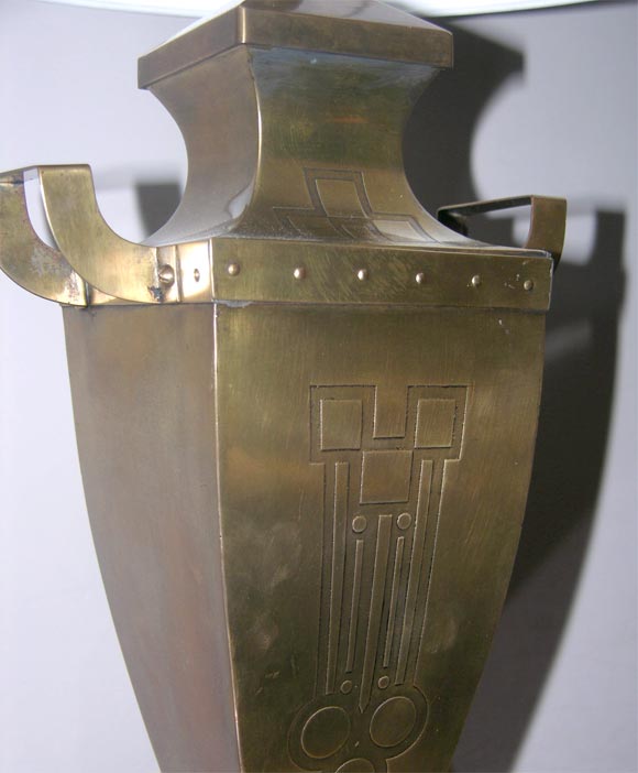  Table Lamps Pair Jugendstil Classical Modern brass Austria 1920 In Good Condition For Sale In New York, NY