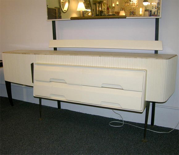 Mid-Century Modern Dresser by Vittorio Dassi made in Italy For Sale