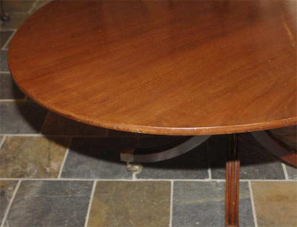 19th Century Regency mahogany oval tilt-top breakfast table For Sale