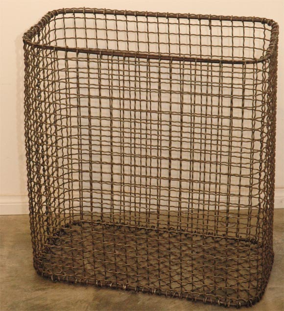 This basket designed and made exclusively for Jefferson West is ideal for a number of uses, such as holding logs for the fire (or umbrellas,walking sticks, plants or let your imagination be your guide). Jefferson West offers an interesting line of