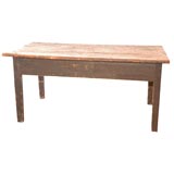 19THC ORIGINAL SURFACE FARM/COFFEE TABLE WITH GREAT NATURAL  TOP
