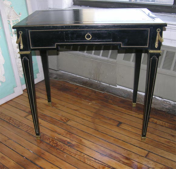 Black Lacquer Louis XVI Style Writing Table by Jansen In Excellent Condition For Sale In New York, NY