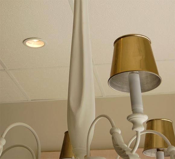 Dorothy Draper plaster chandelier. 4