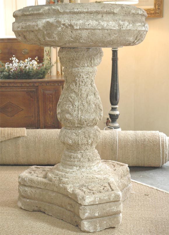 17 th. century Italian stone fountain