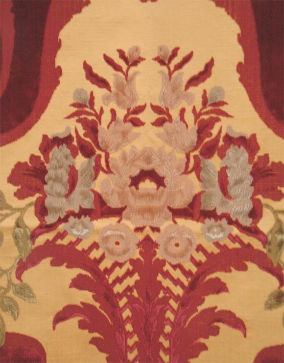 Pair of Italian Silk Velvet Panels from San Moise' For Sale 6
