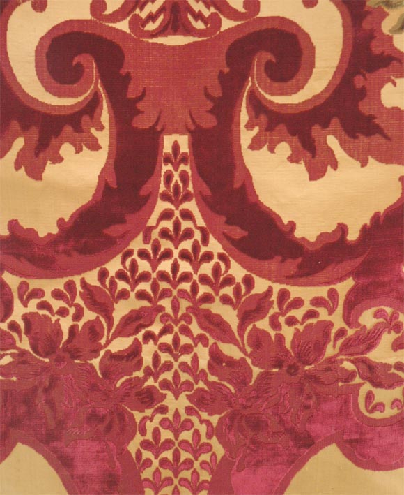 Pair of Italian Silk Velvet Panels from San Moise' For Sale 7