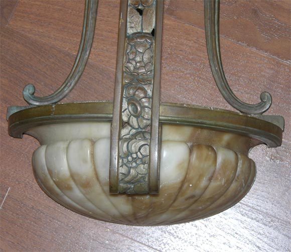 Pair of French Art Deco Alabaster Sconces In Good Condition For Sale In Bridgewater, CT