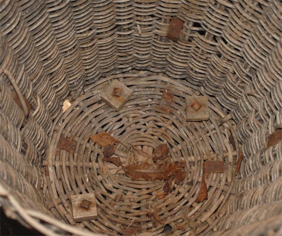 19th Century French  Wool  Baskets For Sale 4