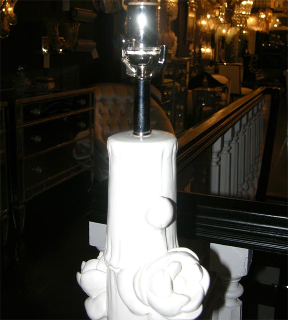 Pair of White Ceramic Lotus Flower Lamps 3