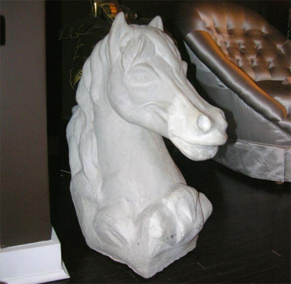 Concrete horse head for either home or garden.