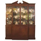 Mahogany Breakfront Bookcase c. 1770 in Chippendale Design