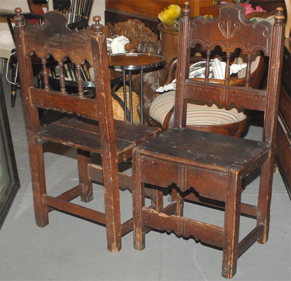 Pine Set of Four Carved Dining Side Chairs, Spanish Colonial, Early 19th Century