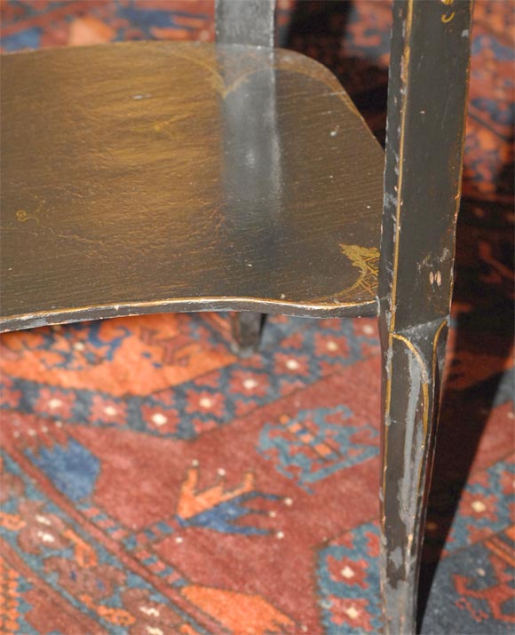 French Louis XV chinoiserie-decorated black lacquer table For Sale