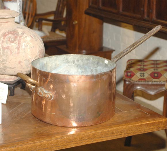 English copper & brass two-handled pan For Sale 1
