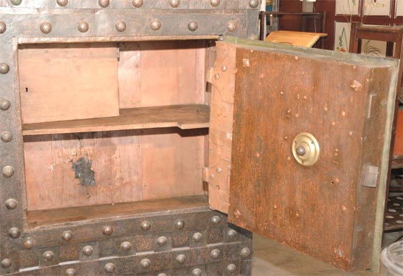 18th Century and Earlier !8th Century Safe