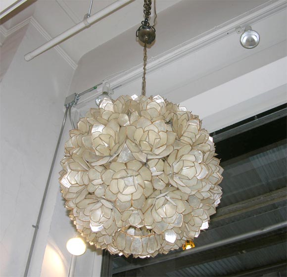 Francese lampadario in madreperla