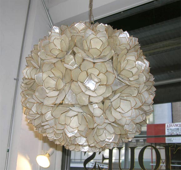 lampadario in madreperla 1
