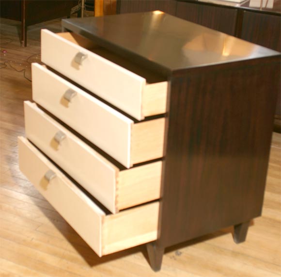 Four-drawer bachelors chest by American of Martinsville 3