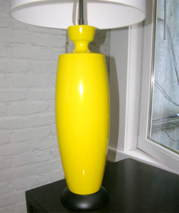 Mid-20th Century Pair of Yellow Ceramic Lamps
