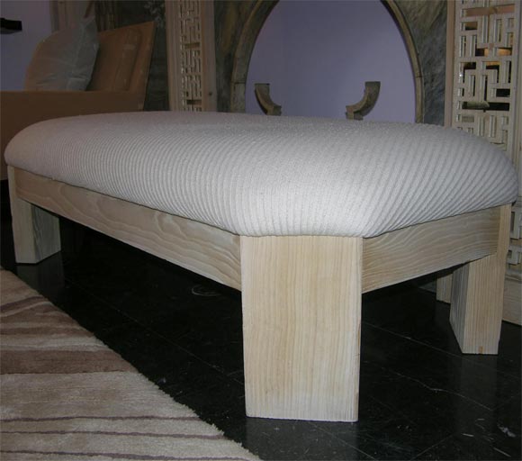 Custom-made upholstered bench in sandblasted ash.

Documentation: Architectural digest, “Courting the Sun: Light Touch for a California Ranch House,