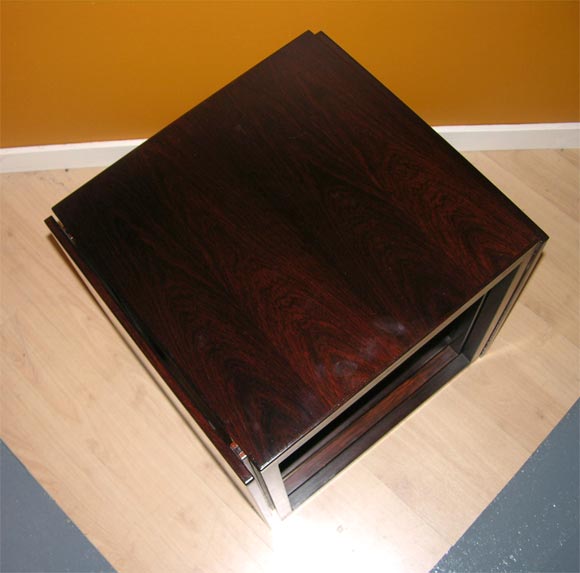 nesting cube tables