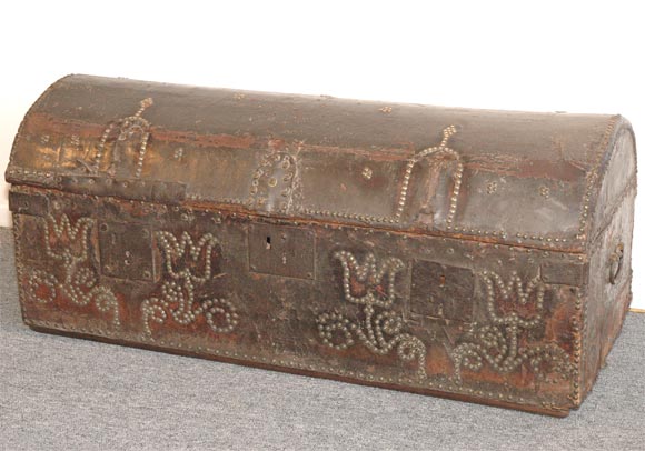 17THC JACOBEAN HAND TOOLED LEATHER OVER WOOD DOME TOP TRUNK