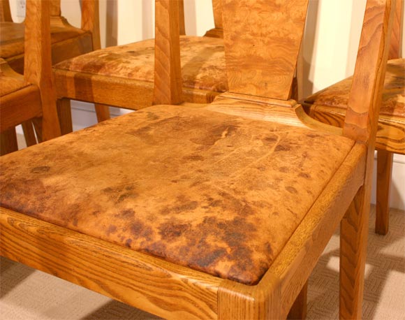 Elmwood Dining Table & Four Chairs -- 20th Century 2