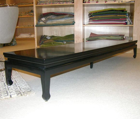 Black Lacquered Low Asian Table/Bench